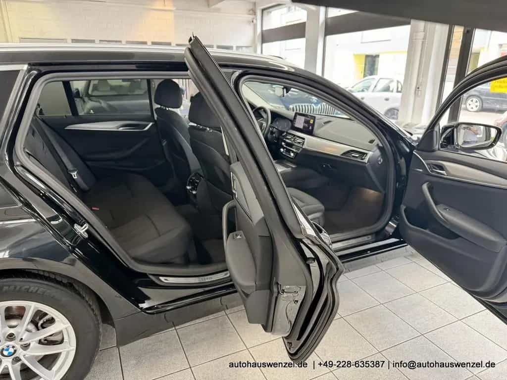 BMW 520 d xDrive Touring PANORAMA AHK KAMERA HIFI 01/2021-photo-22