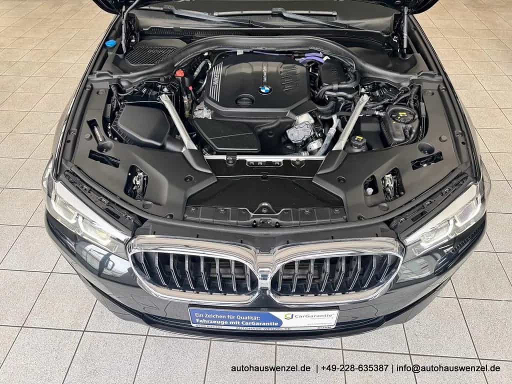 BMW 520 d xDrive Touring PANORAMA AHK KAMERA HIFI 01/2021-photo-26
