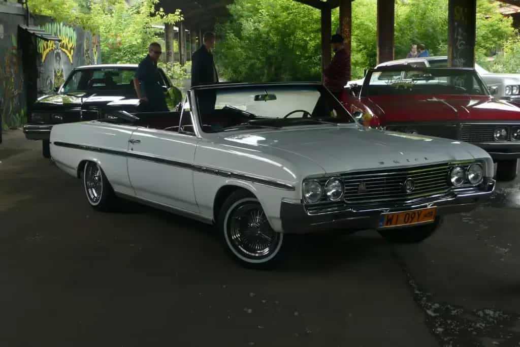 Buick Skylark Convertible V8 11/1964-photo-5
