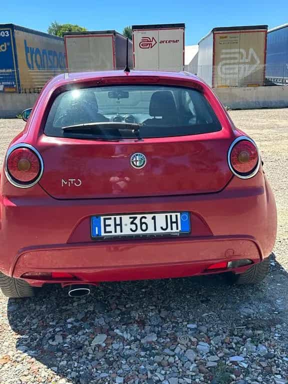 Alfa Romeo MiTo 1.6 JTDm-2 S&S Distinctive Sport 02/2011-photo-3