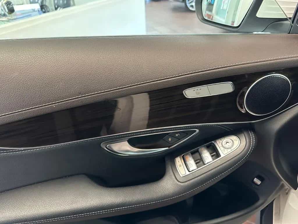 Mercedes-Benz GLC 250 4Matic AMG Line, Kamera, Navi., LED 03/2016-photo-10