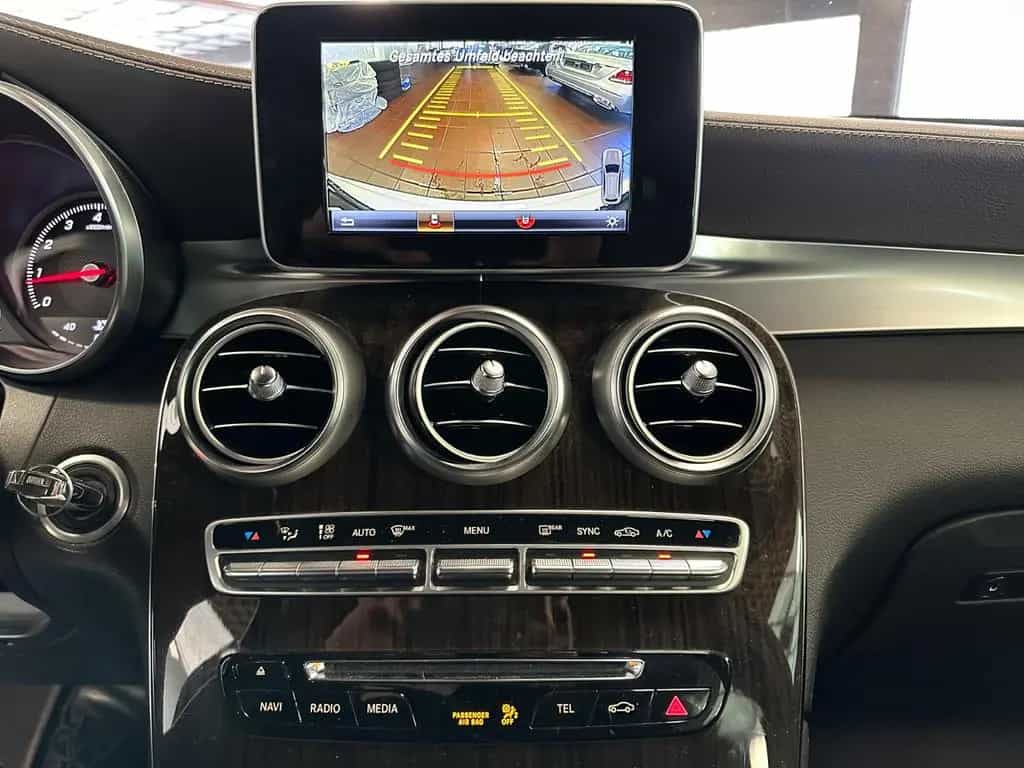 Mercedes-Benz GLC 250 4Matic AMG Line, Kamera, Navi., LED 03/2016-photo-8