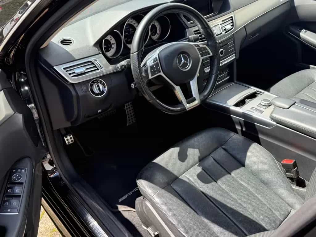 Mercedes-Benz E 400 Limousine Amg *Pano*360*Sitzbelüftung* 12/2015-photo-13