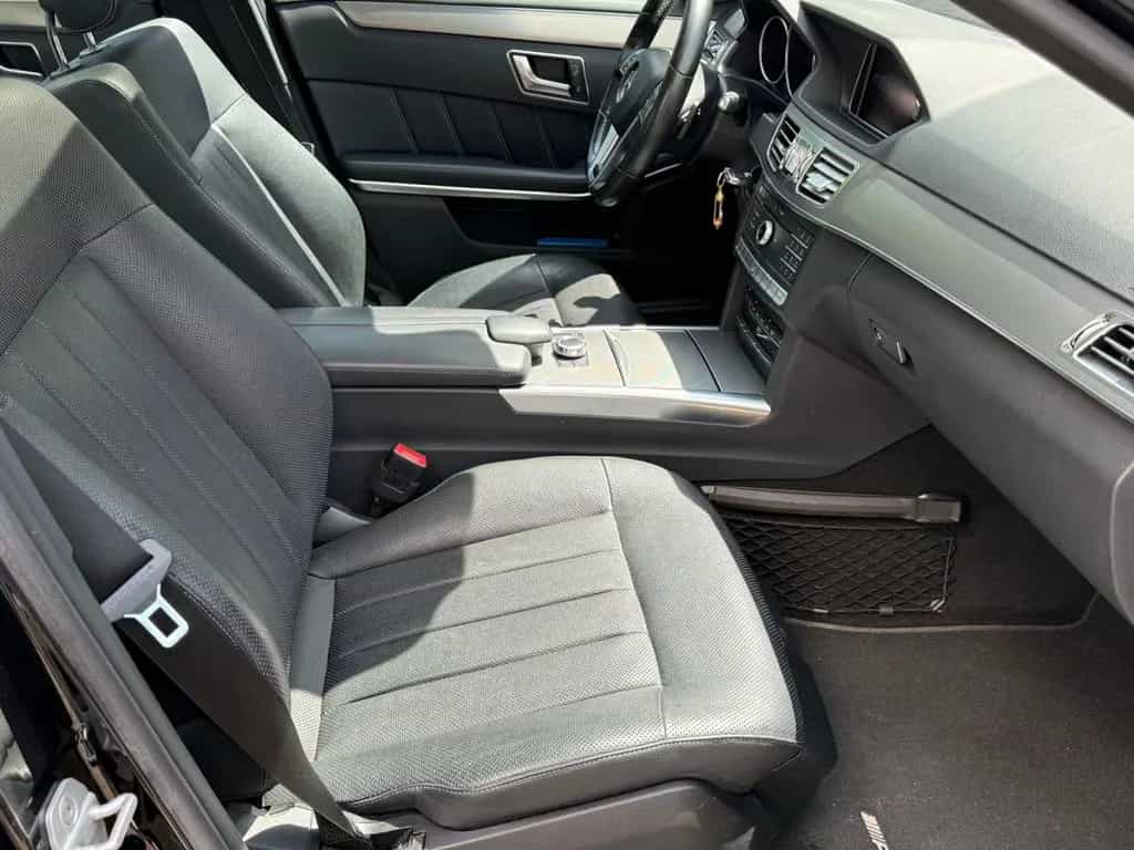 Mercedes-Benz E 400 Limousine Amg *Pano*360*Sitzbelüftung* 12/2015-photo-22