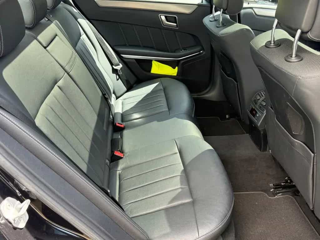 Mercedes-Benz E 400 Limousine Amg *Pano*360*Sitzbelüftung* 12/2015-photo-25