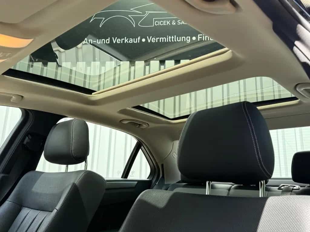 Mercedes-Benz E 400 Limousine Amg *Pano*360*Sitzbelüftung* 12/2015-photo-28
