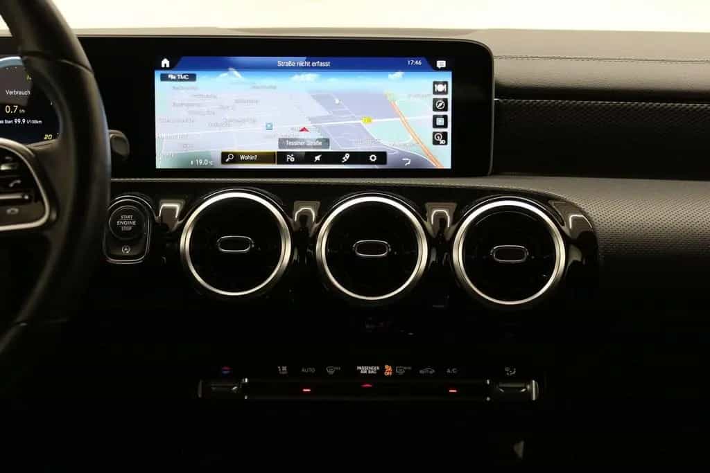 Mercedes-Benz CLA 200 Shooting Brake LED virt. Cockpit Automat 08/2020-photo-16