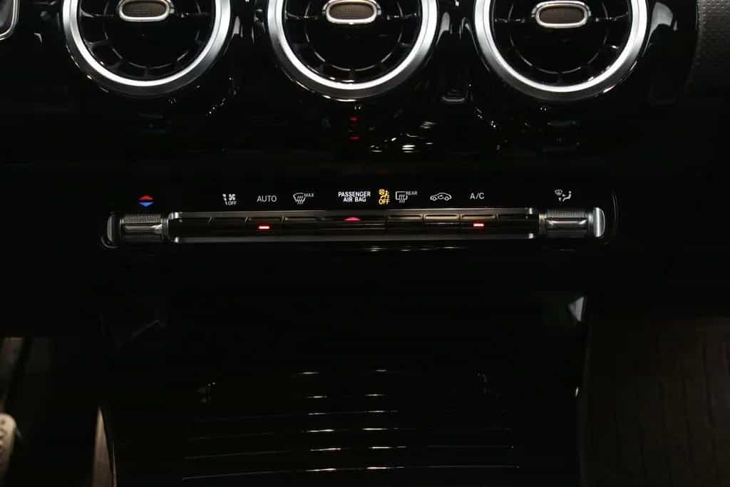 Mercedes-Benz CLA 200 Shooting Brake LED virt. Cockpit Automat 08/2020-photo-21