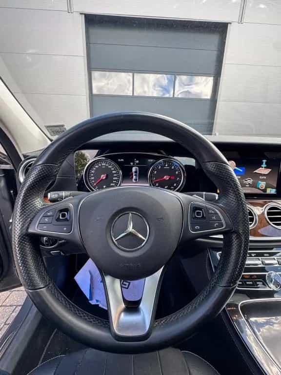 Mercedes-Benz E 200 E Limousine 2.0 CGI 360KAERA+NAVI+SHZ 07/2016-photo-10