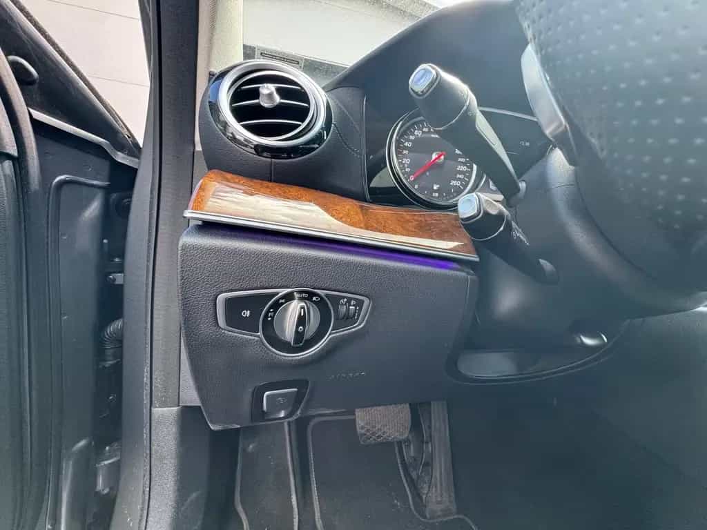 Mercedes-Benz E 200 E Limousine 2.0 CGI 360KAERA+NAVI+SHZ 07/2016-photo-14