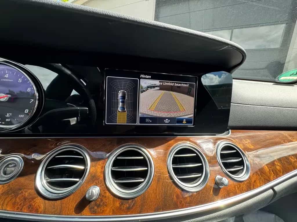 Mercedes-Benz E 200 E Limousine 2.0 CGI 360KAERA+NAVI+SHZ 07/2016-photo-15