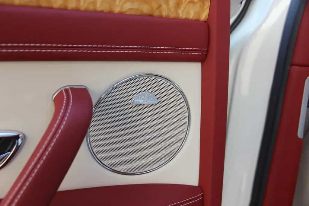 Bentley Flying Spur 6.0 W12 | Pano | Massage 12/2013-photo-16