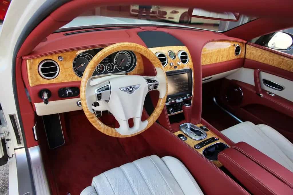 Bentley Flying Spur 6.0 W12 | Pano | Massage 12/2013-photo-8