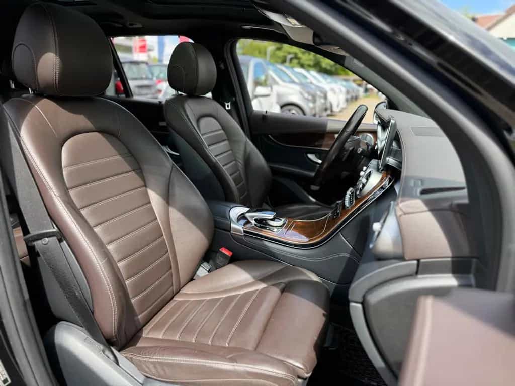 Mercedes-Benz GLC 300 GLC300 4MATIC*AMG-LINE*PANO*DISTRO*360KAMERA*ILS 05/2018-photo-13