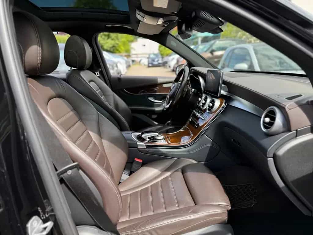 Mercedes-Benz GLC 300 GLC300 4MATIC*AMG-LINE*PANO*DISTRO*360KAMERA*ILS 05/2018-photo-15