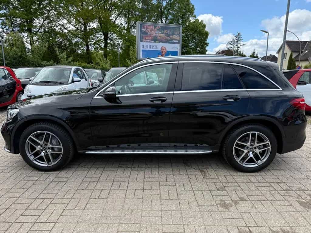 Mercedes-Benz GLC 300 GLC300 4MATIC*AMG-LINE*PANO*DISTRO*360KAMERA*ILS 05/2018-photo-41