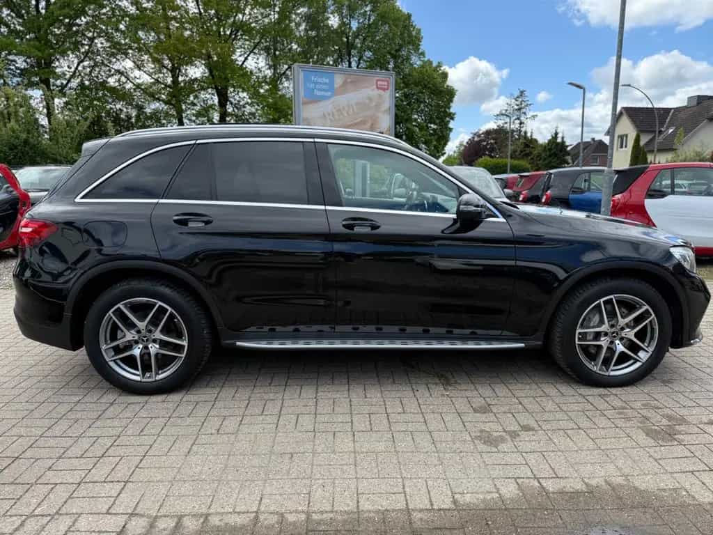 Mercedes-Benz GLC 300 GLC300 4MATIC*AMG-LINE*PANO*DISTRO*360KAMERA*ILS 05/2018-photo-42