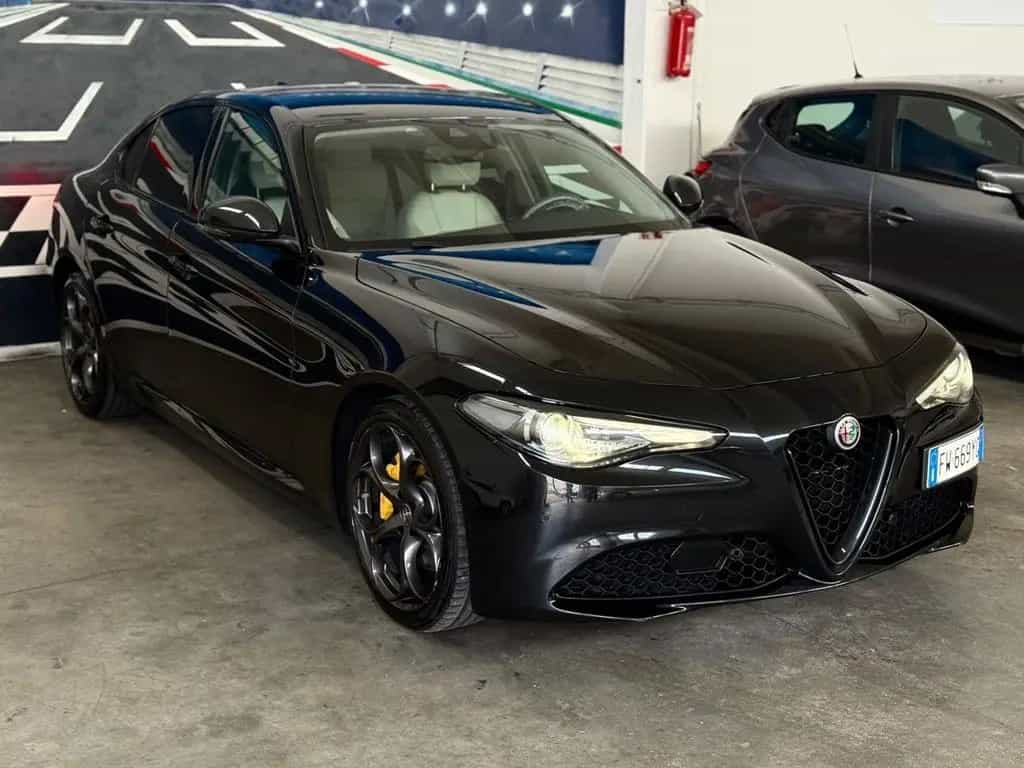 Alfa Romeo Giulia 2.2 Turbodiesel 160 CV AT8 Sup 04/2019-photo-2