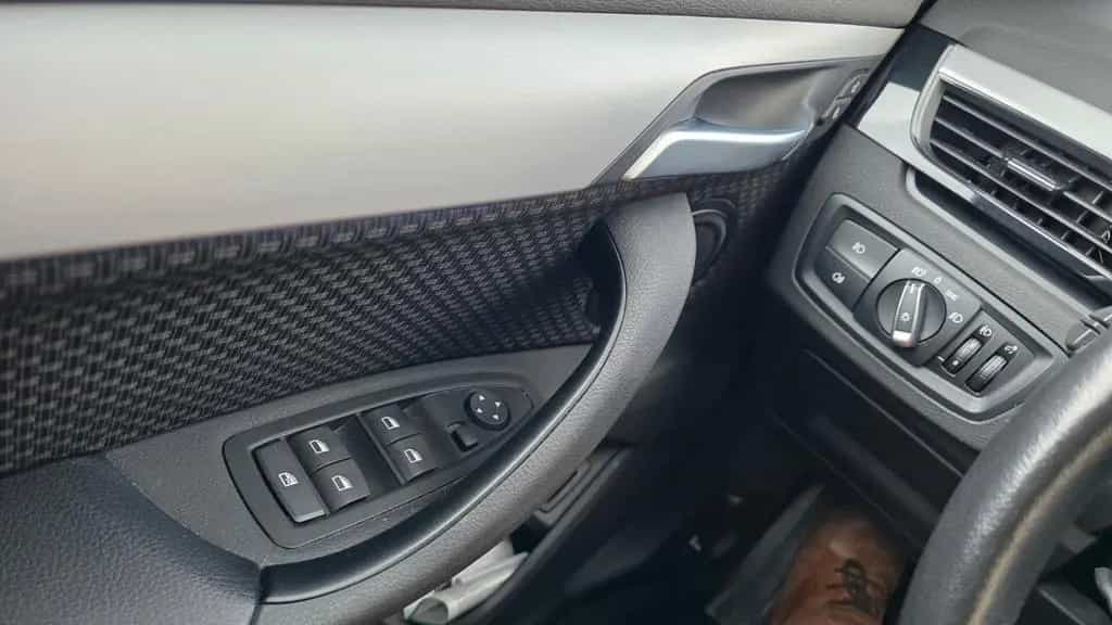 BMW X1 xDrive25d xLine Steptronic xLine, AHK 11/2019-photo-4