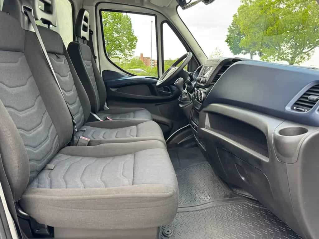 Iveco Other A Daily 2.3 JTD Hi-Matic KOFFER*KAMERA*STANDHEIZ 04/2019-photo-7