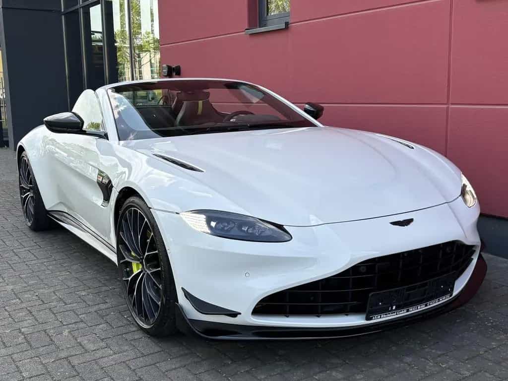 Aston Martin V8 Vantage ROADSTER F1-EDITION CARBON NAVI 1HAND 02/2023-photo-2