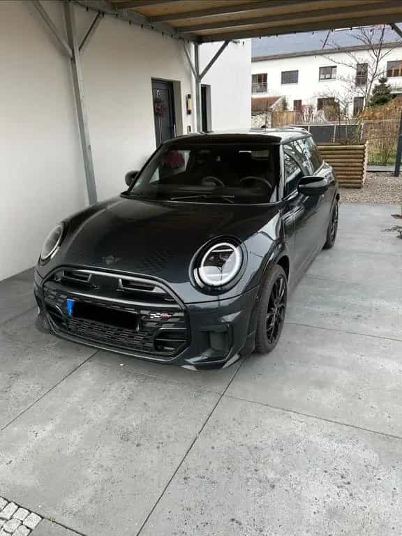 MINI Cooper S John Cooper Works Trim 08/2024-photo-12