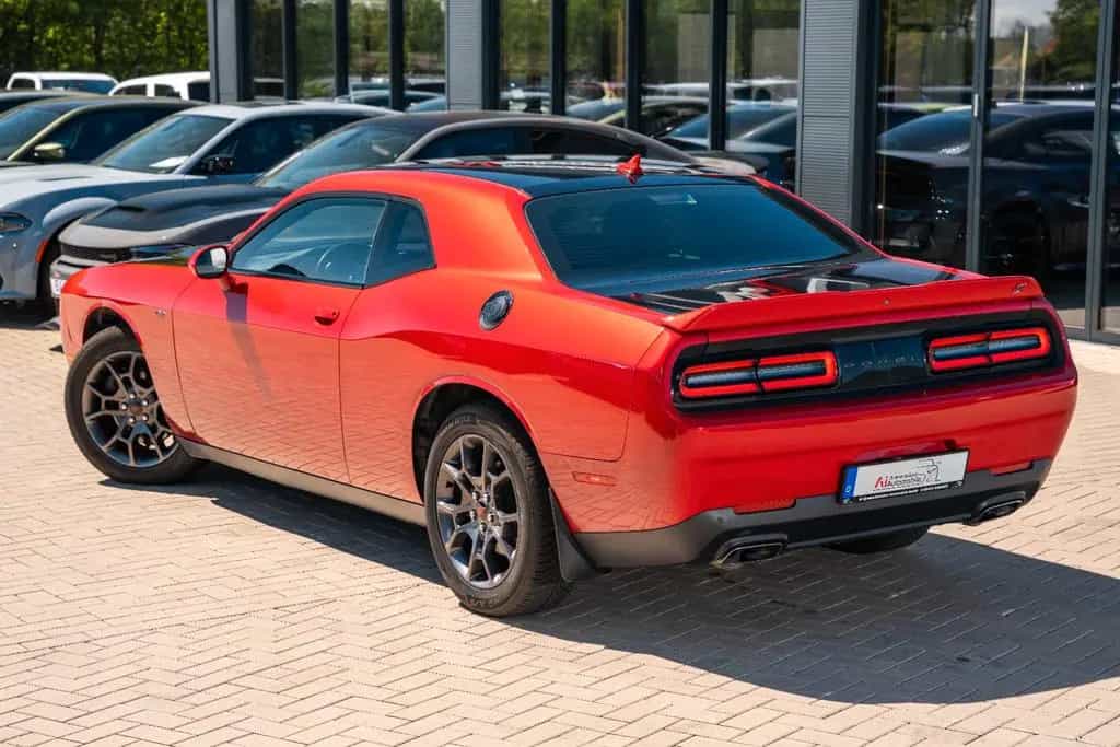 Dodge Challenger 3,6 V6 Gt LEDER KAMERA ACC TOP 03/2018-photo-13