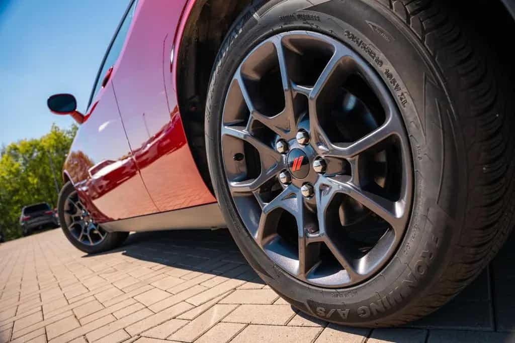 Dodge Challenger 3,6 V6 Gt LEDER KAMERA ACC TOP 03/2018-photo-19