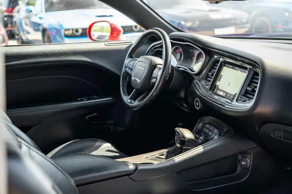 Dodge Challenger 3,6 V6 Gt LEDER KAMERA ACC TOP 03/2018-photo-28