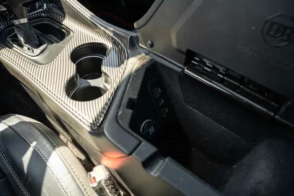 Dodge Challenger 3,6 V6 Gt LEDER KAMERA ACC TOP 03/2018-photo-34