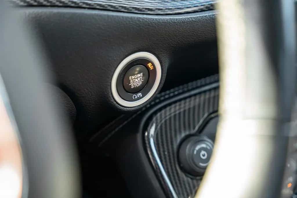 Dodge Challenger 3,6 V6 Gt LEDER KAMERA ACC TOP 03/2018-photo-38