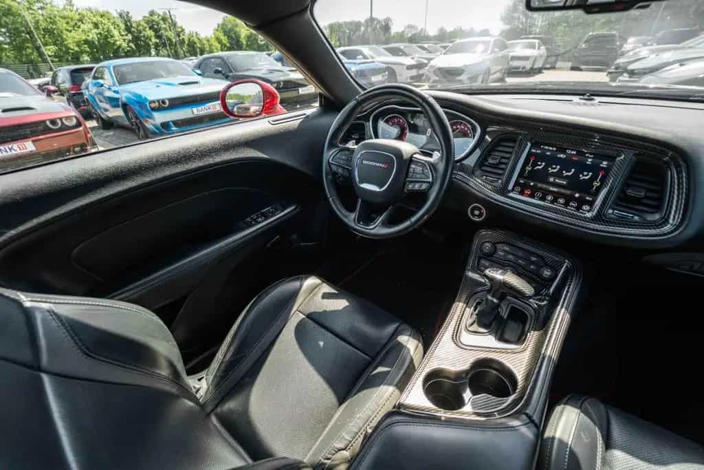 Dodge Challenger 3,6 V6 Gt LEDER KAMERA ACC TOP 03/2018-photo-49