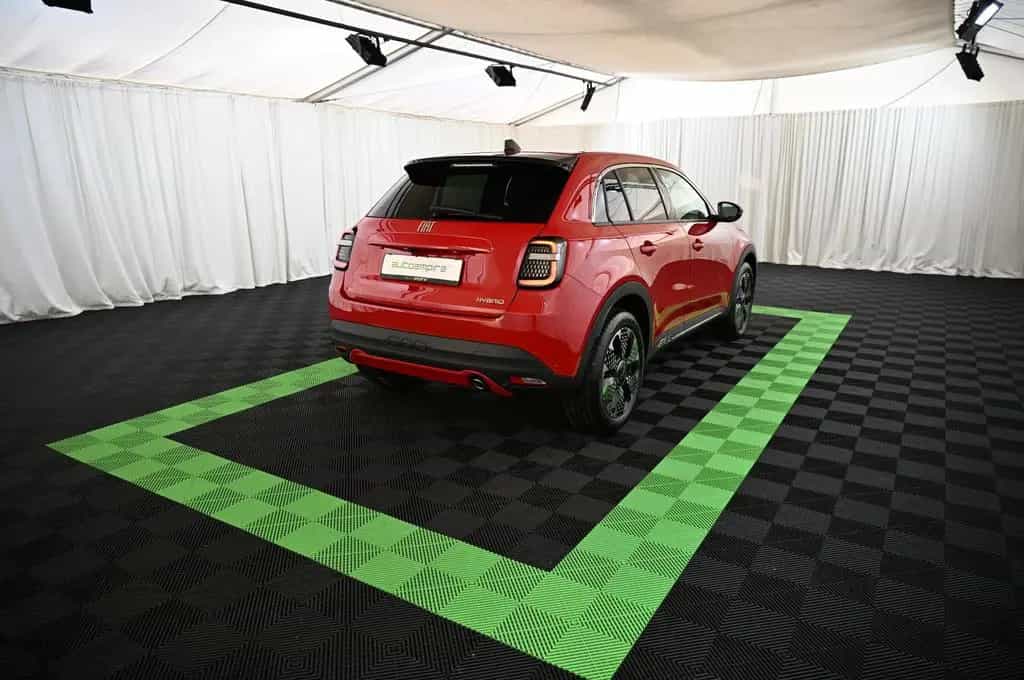 Fiat 600 1.2 Hybrid 101 DCT6 La Prima LED/NAVI/SHZ/18 02/2025-photo-4