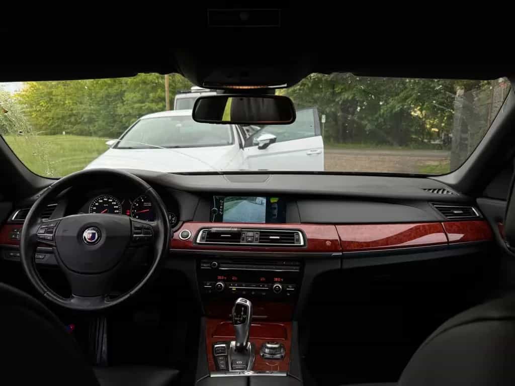ALPINA B7 4,4 Bi-Turbo Allrad - 360° Kamera, Motor Neu 02/2012-photo-1