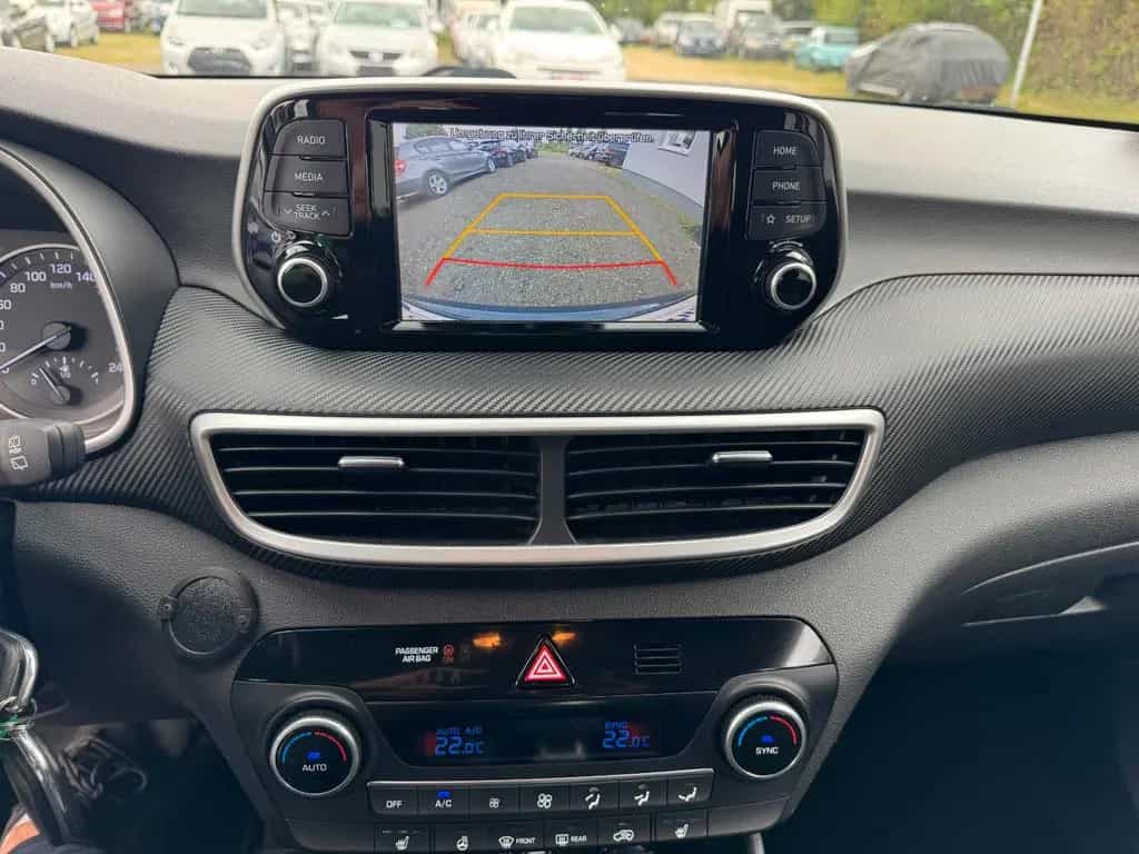 Hyundai TUCSON Premium 4WD 1-Hand Scheckheft Kamera 05/2019-photo-18