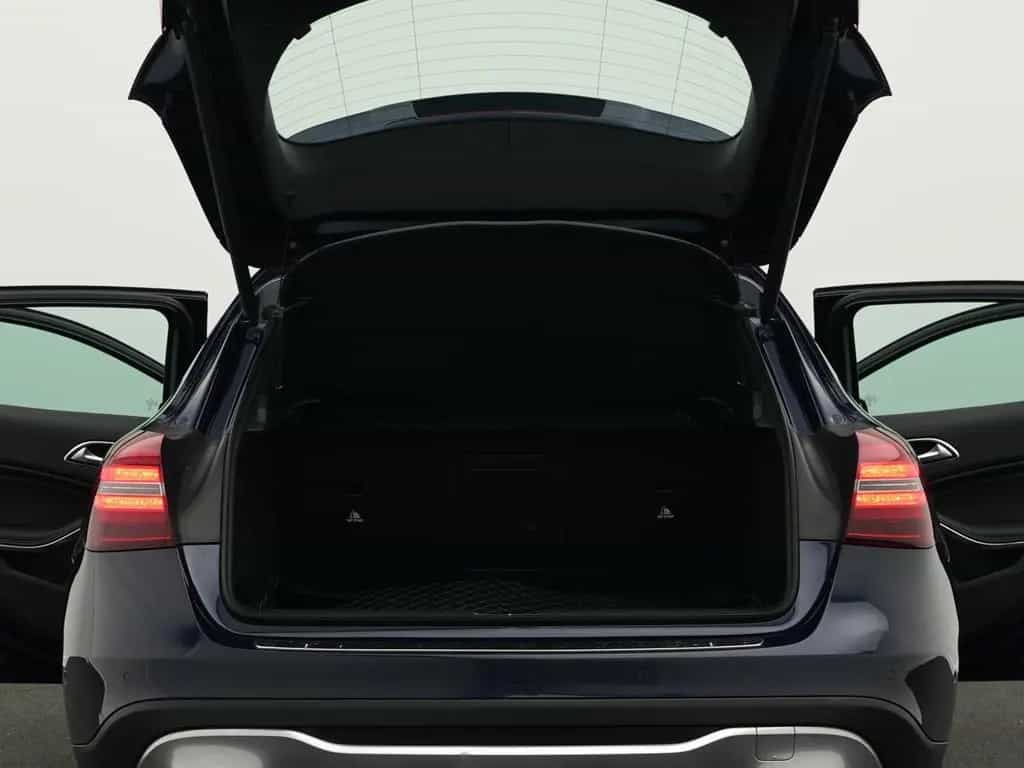 Mercedes-Benz GLA 200 d 4MATIC 10/2018-photo-14