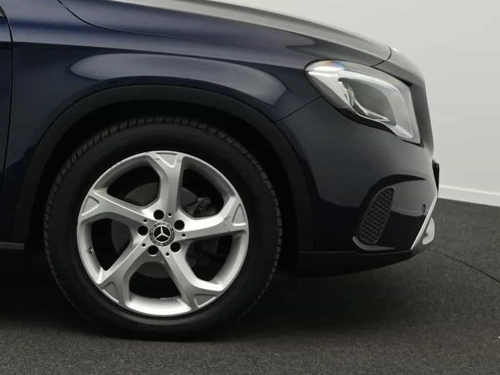Mercedes-Benz GLA 200 d 4MATIC 10/2018-photo-5