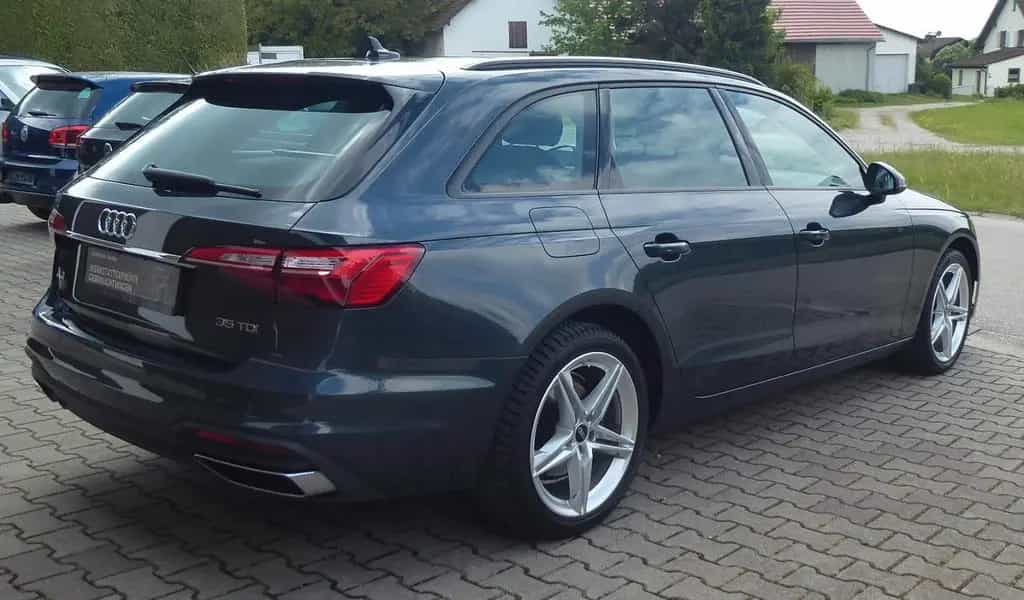 Audi A4 Avant 35 TDI S-Tronic/LED/VIRTUAL/NAVI/18"ALU 05/2022-photo-11