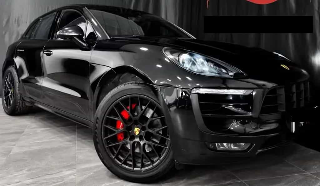 Porsche Macan GTS STNADHEIZUNG*PANO* 01/2017-photo-1