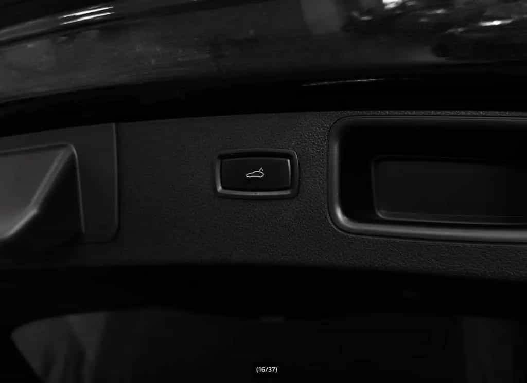 Porsche Macan GTS STNADHEIZUNG*PANO* 01/2017-photo-10