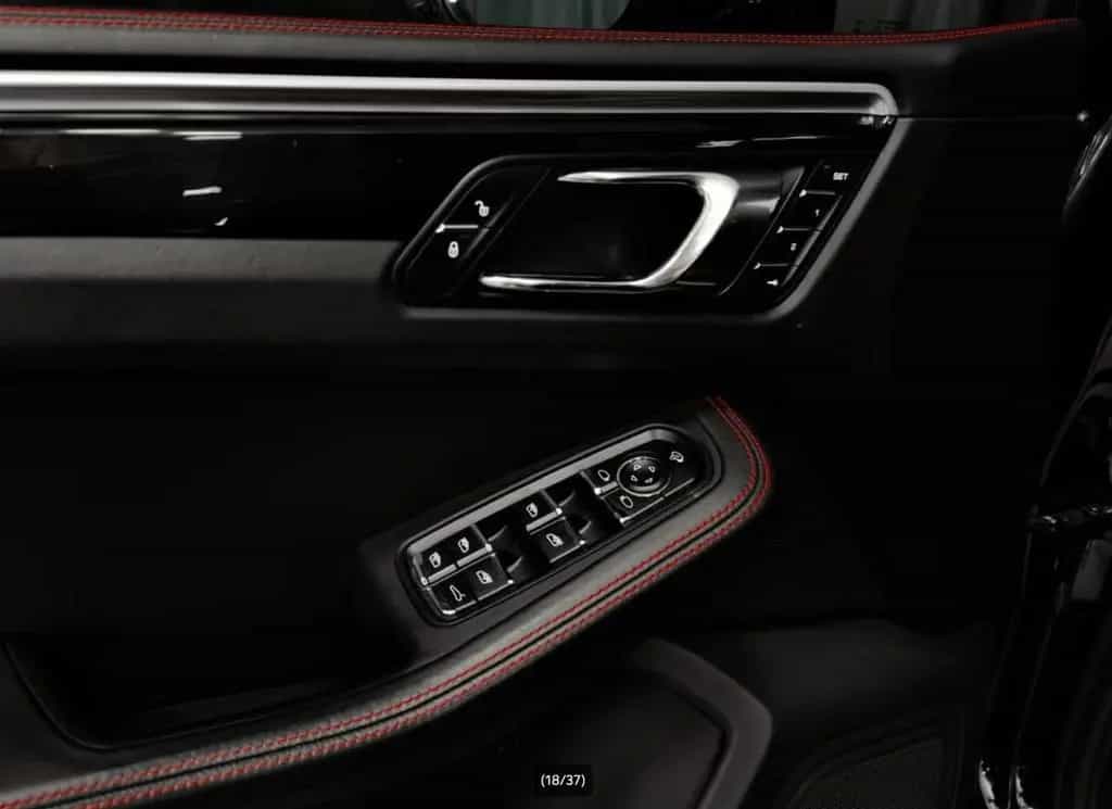 Porsche Macan GTS STNADHEIZUNG*PANO* 01/2017-photo-12