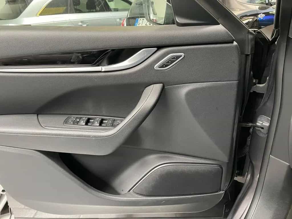 Maserati Levante V6 Diesel AWD Gransport Adaptiv 09/2017-photo-9