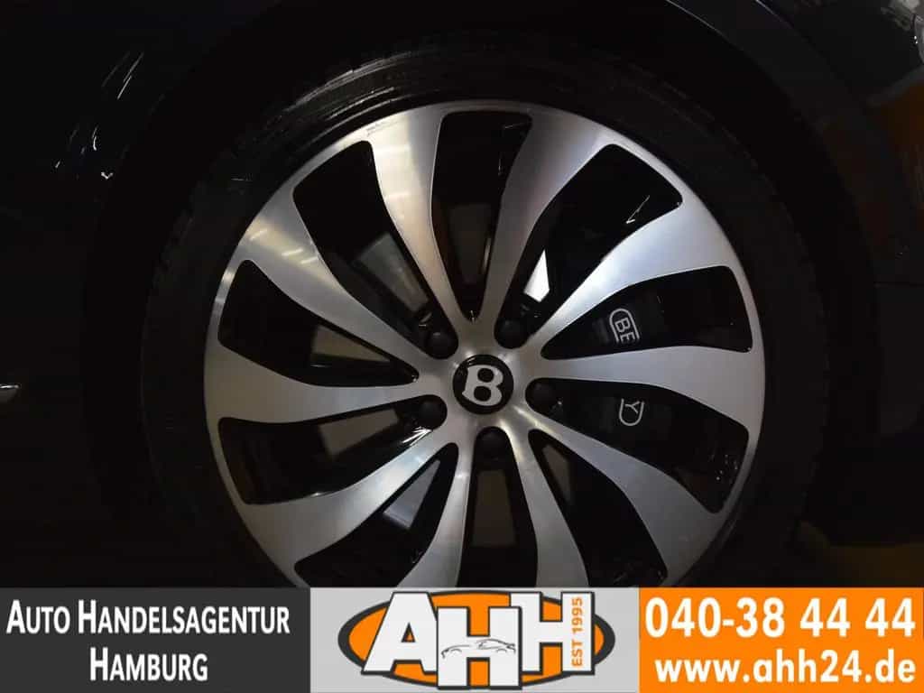 Bentley Flying Spur W12 MULLINER LUFT|MATRIX|STDHZ|1HD!! 04/2022-photo-29