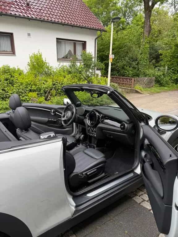 MINI Cooper Cabrio MINI Yours Trim Steptronic MIN... 06/2021-photo-10