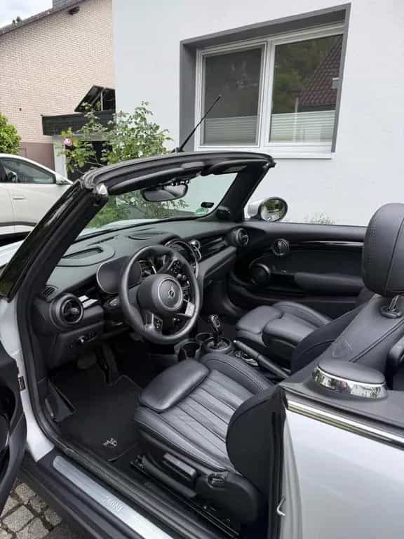 MINI Cooper Cabrio MINI Yours Trim Steptronic MIN... 06/2021-photo-4