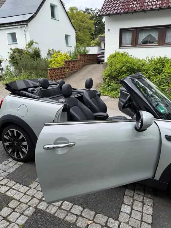 MINI Cooper Cabrio MINI Yours Trim Steptronic MIN... 06/2021-photo-9