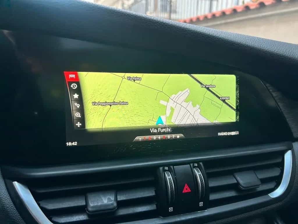 Alfa Romeo Giulia 2.2 TD 190CV AT8 - 2019 09/2019-photo-10