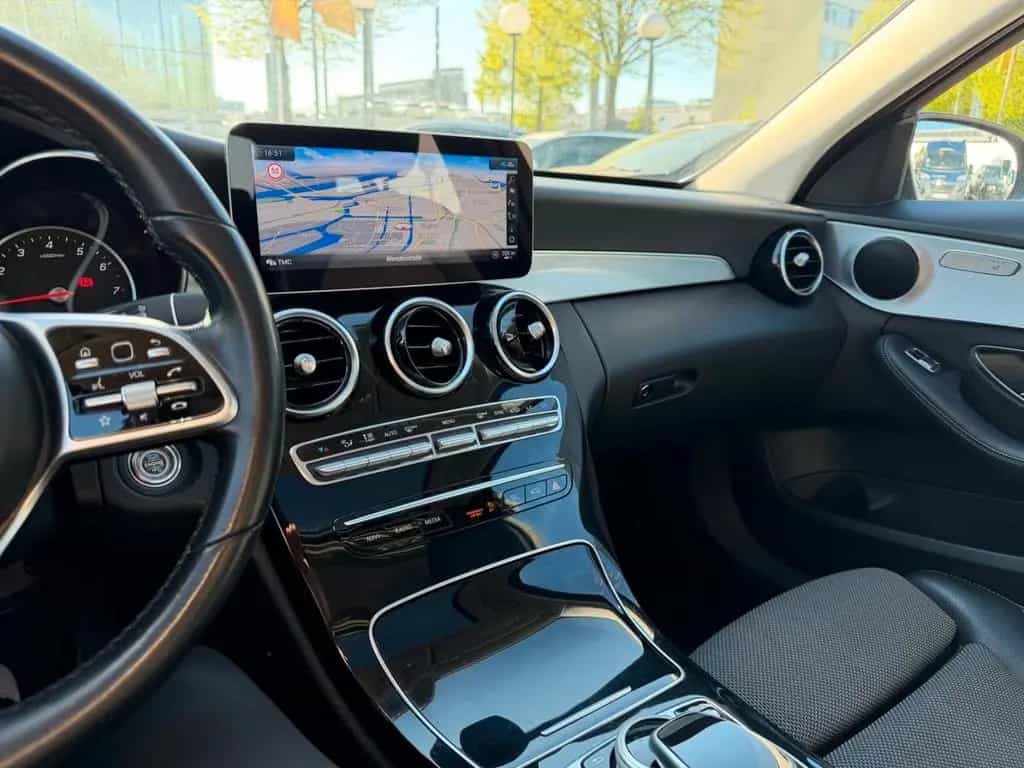 Mercedes-Benz C 200 Lim AVANTG ILS LED NAV TOTW SCHIEBD KAMERA 07/2019-photo-11