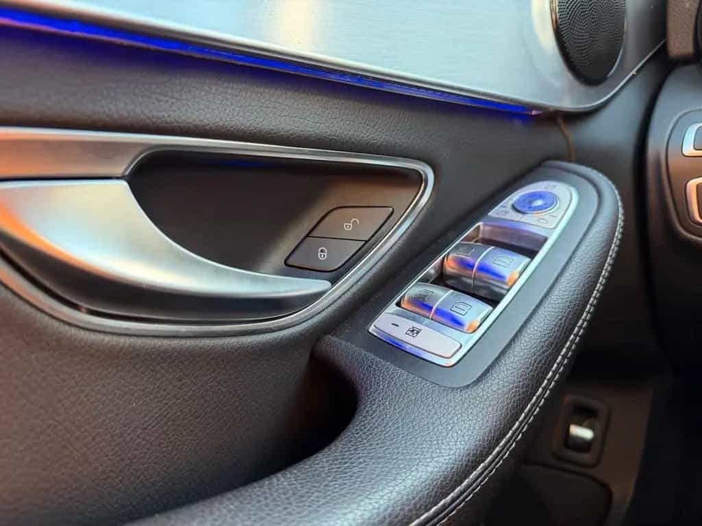 Mercedes-Benz C 200 Lim AVANTG ILS LED NAV TOTW SCHIEBD KAMERA 07/2019-photo-13