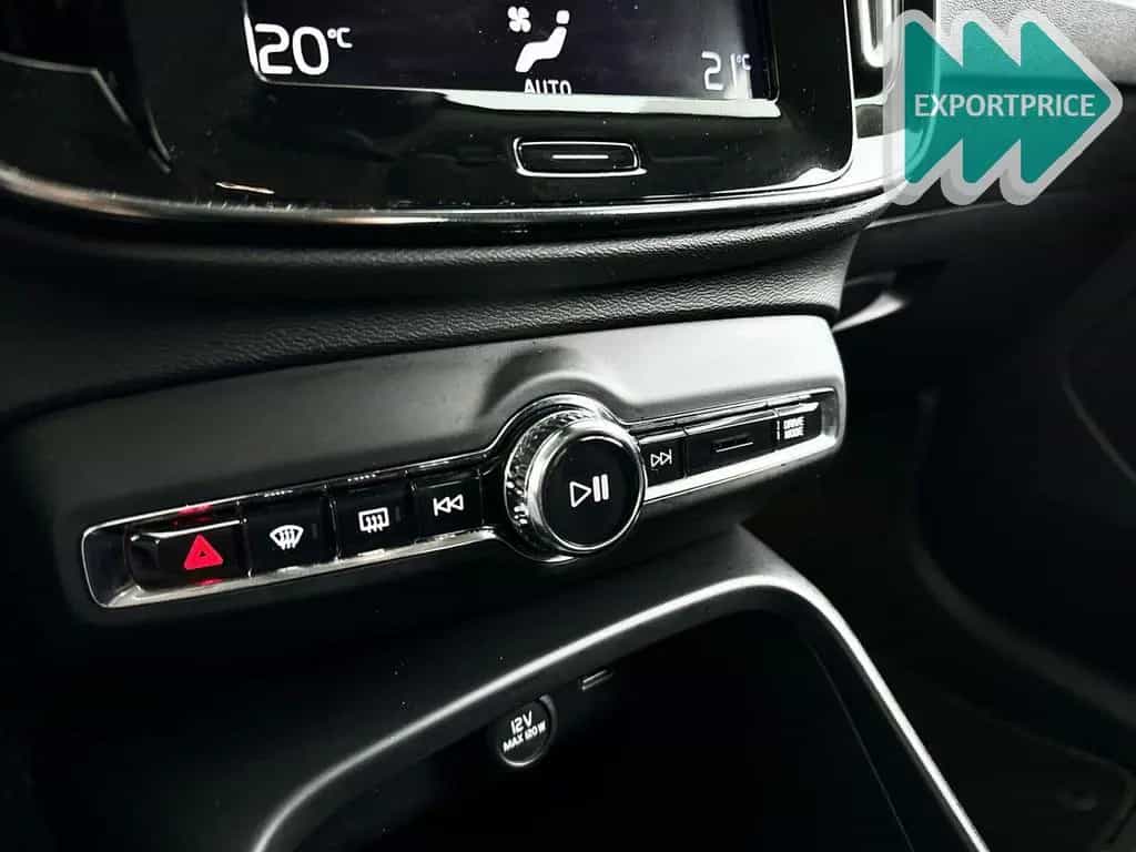 Volvo XC40 T4 AWD Momentum | Parkeercamera | Harman Ka 02/2019-photo-23